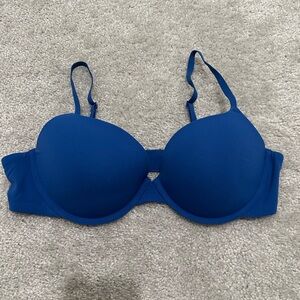 SKIMS *RARE* Fits Everybody Demi Push-up Size 38B